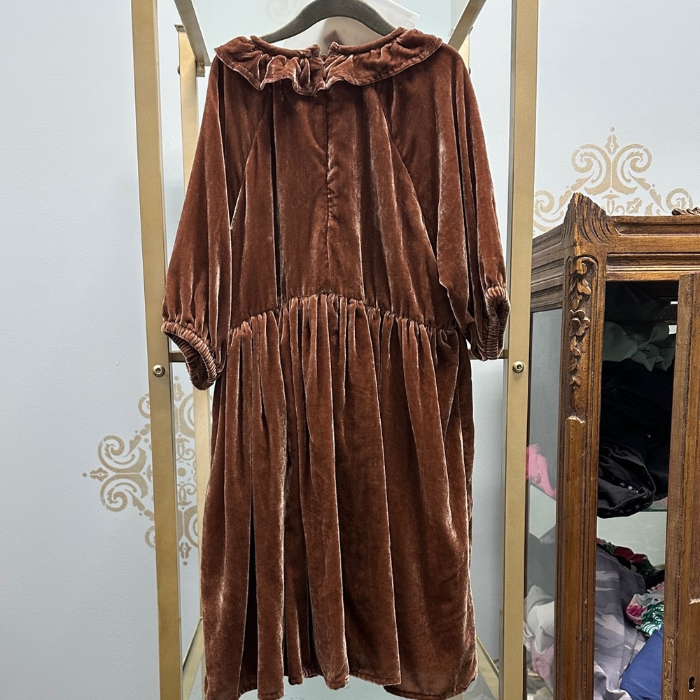 Velvet Kids Dress in Warm Brown - Picture 4 of 5